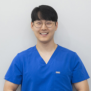 Dr. Richard Kwon